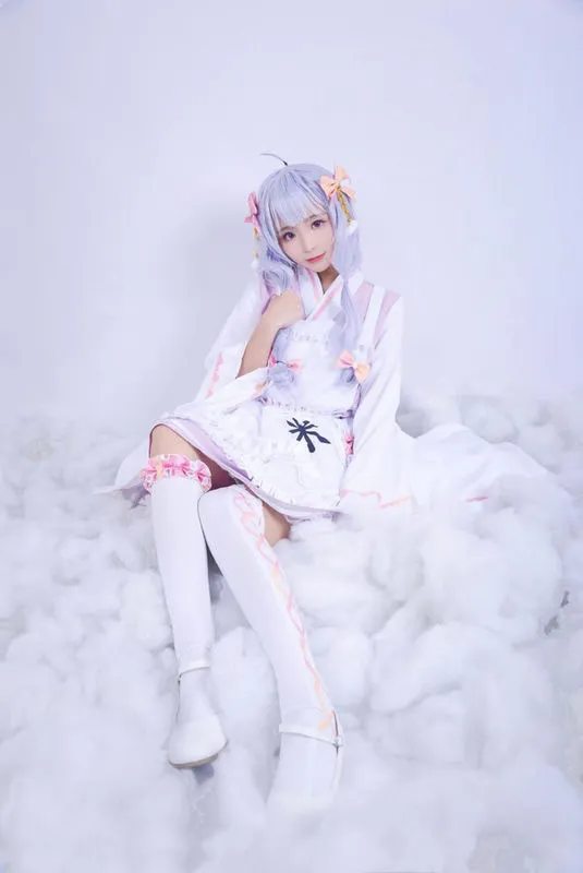 甜心萝莉美女粉红短裙白丝美腿cos诱惑写真